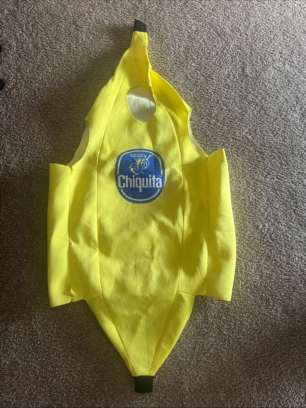 Mens Chiquita Banana Costume